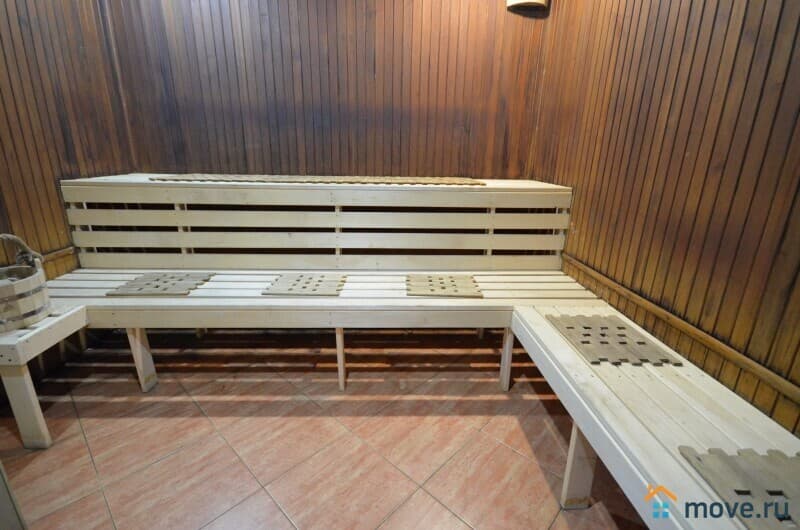 коттедж, 2200 м²