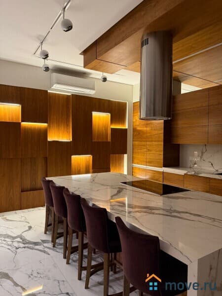 коттедж, 475 м&sup2;