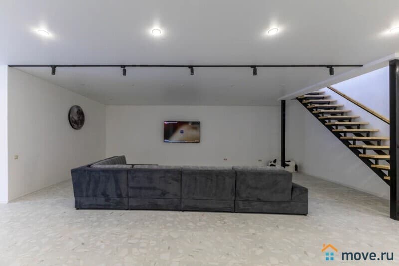 коттедж, 550 м&sup2;