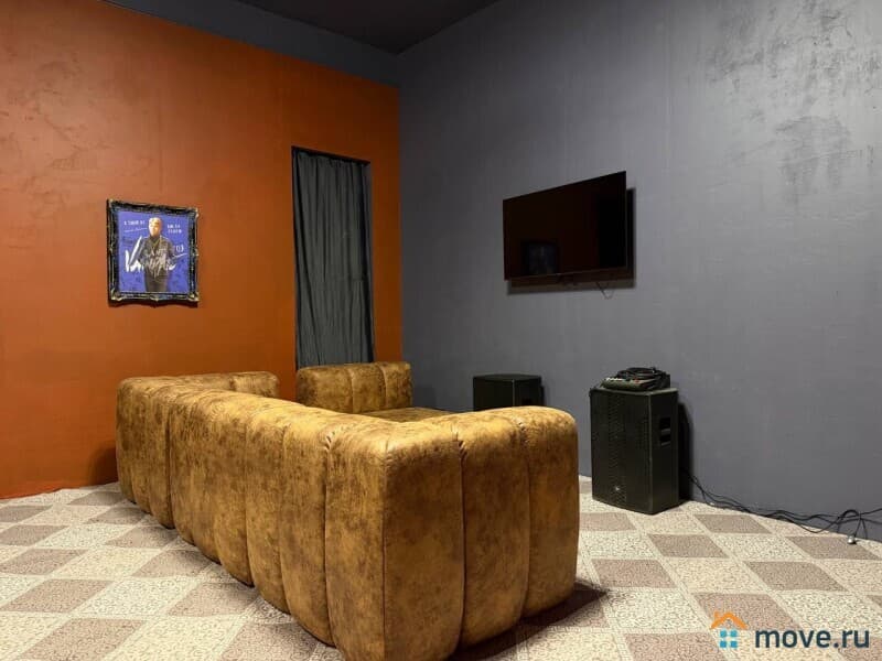 коттедж, 350 м&sup2;