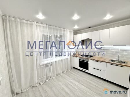 Продается 1-комнатная квартира, 37 м², Балаково, улица Степная, 16