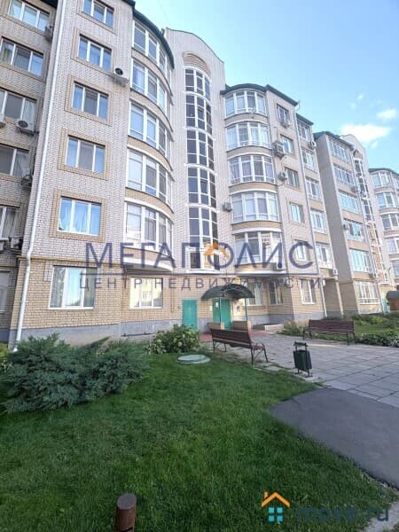2-комн. квартира, 99.6 м²