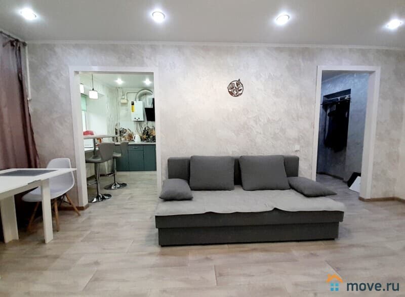 3-комн. квартира, 42.5 м²