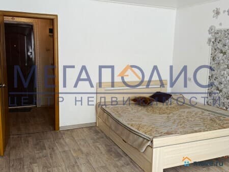 Продам 1-комнатную квартиру, 35.6 м&sup2;, Балаково, улица Заречная, 44