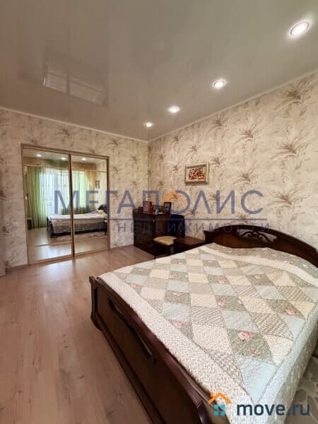 2-комн. квартира, 77.8 м&sup2;