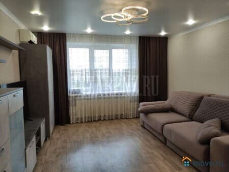 Продаю 3-комнатную квартиру, 65 м², Пенза, улица Аустрина, 144