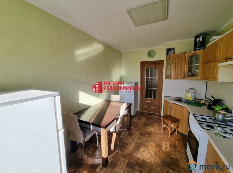 3-комн. квартира, 81.2 м²