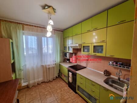Продажа 3-комнатной квартиры, 71.8 м², Гродно, Кабяка, 27