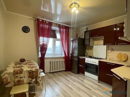 Аренда 2-комнатной квартиры, 70 м², Казань, улица Толбухина, 3