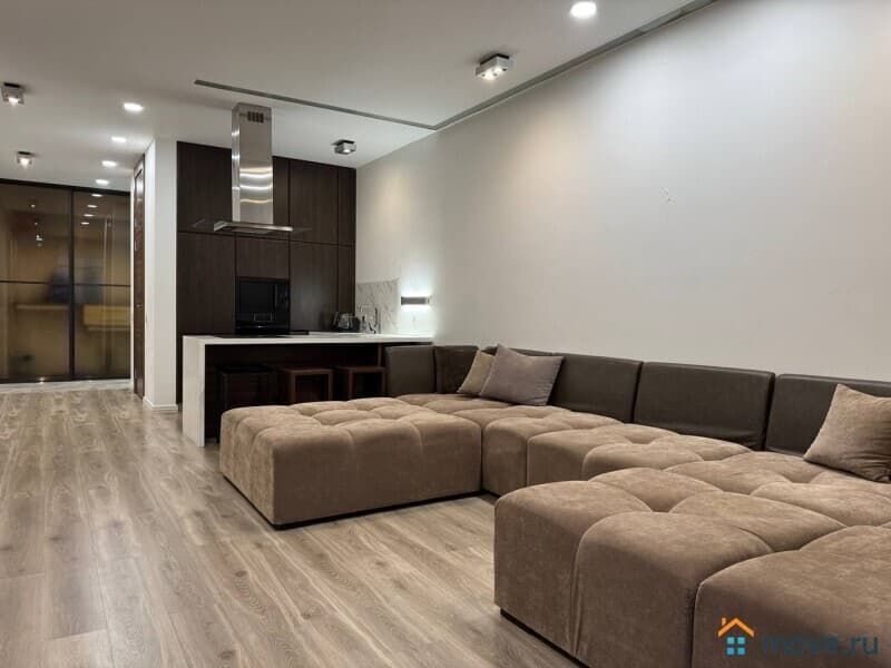 2-комн. квартира, 90 м&sup2;