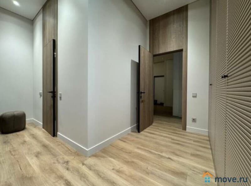 3-комн. квартира, 150 м&sup2;