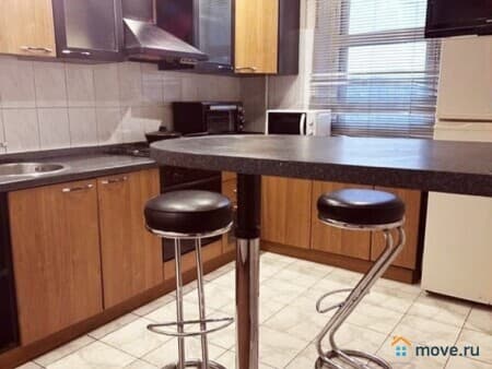 Сдается 3-комнатная квартира, 70 м&sup2;, Казань, улица Чистопольская, 51