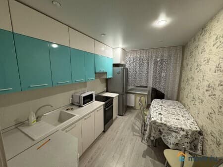 Сдаем 2-комнатную квартиру, 65 м&sup2;, Казань, улица Зур Урам, 1к5