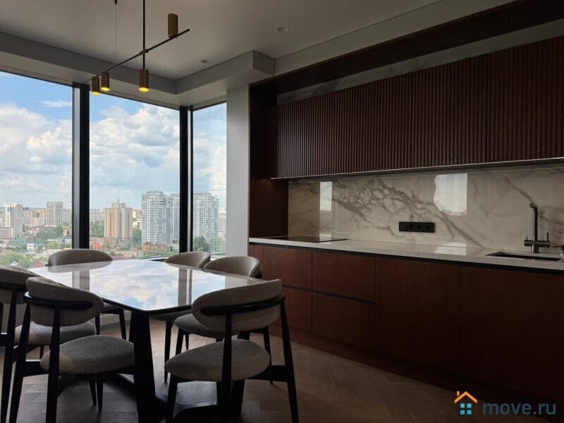 4-комн. квартира, 97 м&sup2;