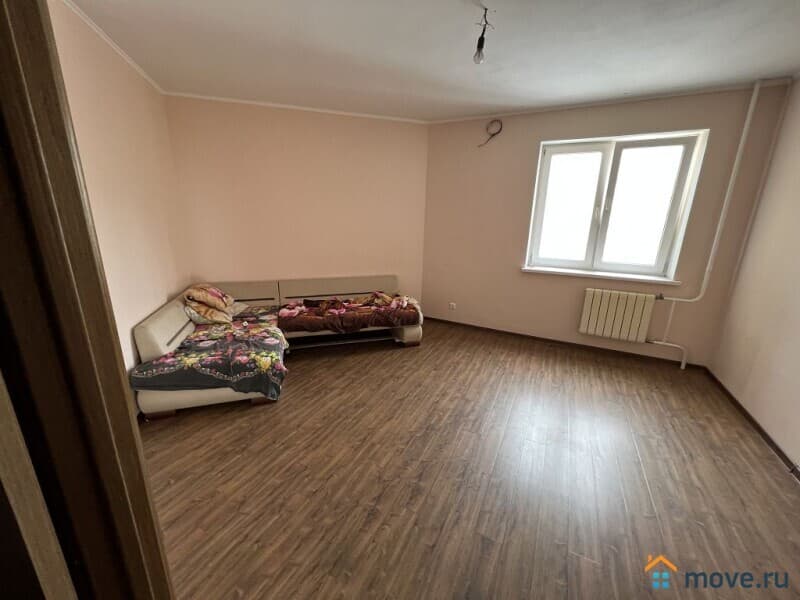 2-комн. квартира, 76.2 м&sup2;