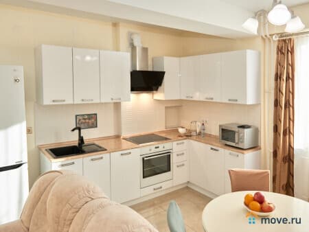 Сдам посуточно 2-комнатные апартаменты, 63 м&sup2;, Иркутск, улица Дальневосточная, 157