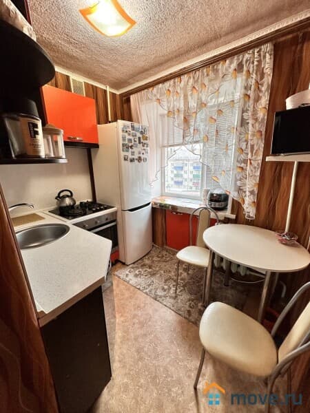 3-комн. квартира, 48 м²