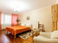 Объявление об аренде двухкомнатной квартиры на сутки, 54 м², этаж 1 из 9. Фото 1