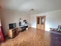 Продать двухкомнатную квартиру, 63 м², этаж 3 из 5. Фото 2