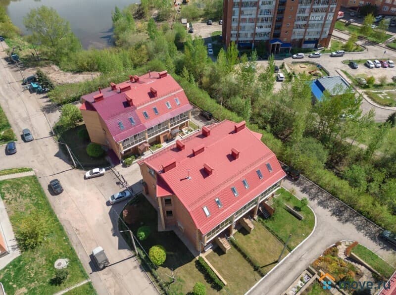 таунхаус, 272 м²