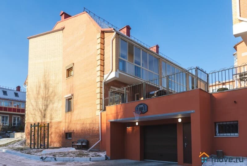 коттедж, 272 м&sup2;