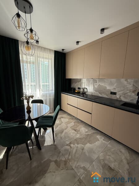 3-комн. квартира, 72 м²