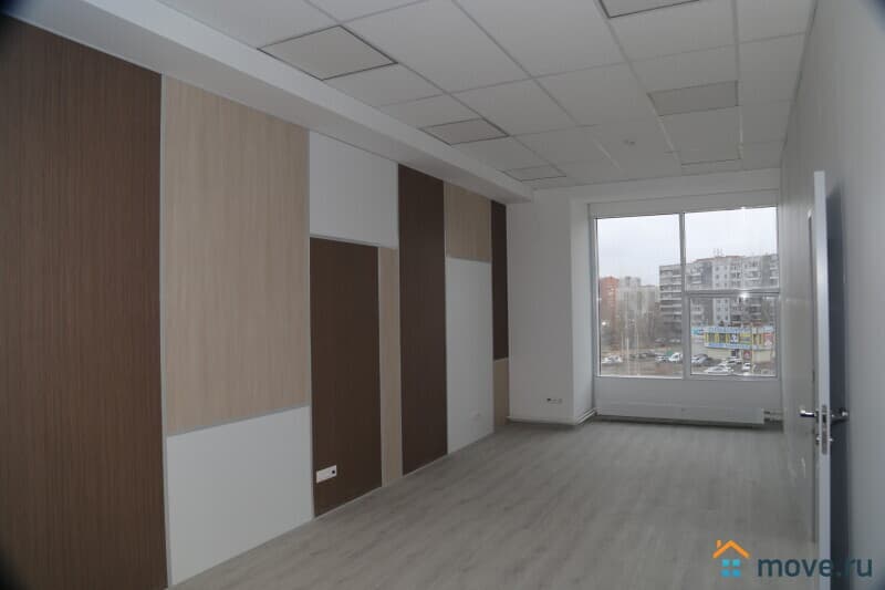 офис, 56 м²