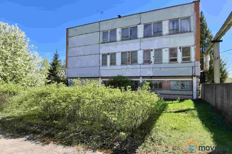 нежилое здание, 1480 м²