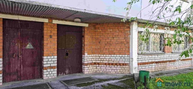 нежилое здание, 1480 м²