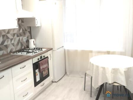 Сдаю 1-комнатную квартиру, 33 м&sup2;, Волгоград, улица Грушевская, 7