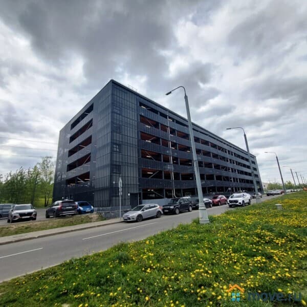 машиноместо, 18 м²
