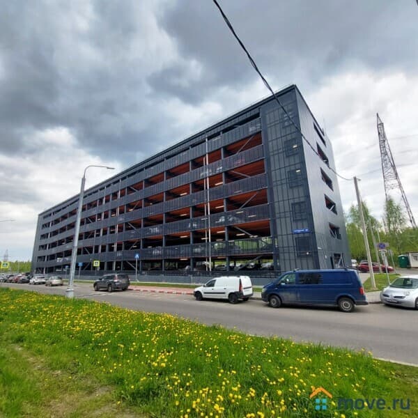 машиноместо, 18 м²