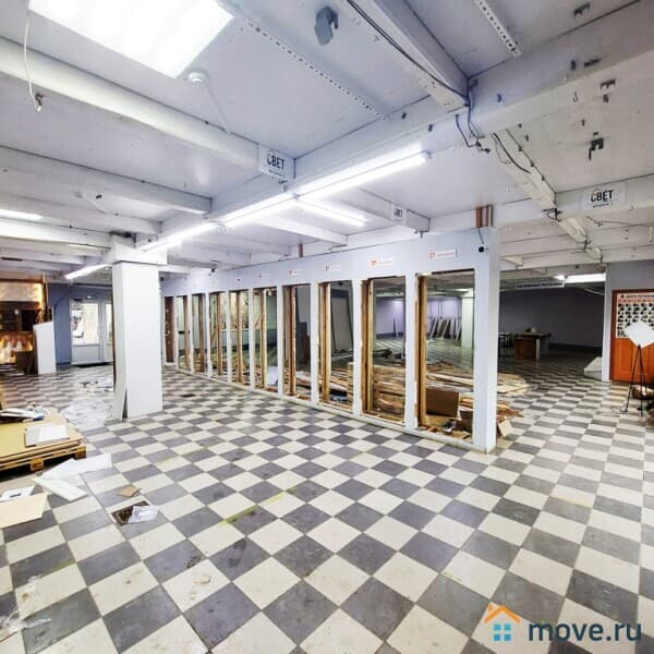 свободного назначения, 330 м²