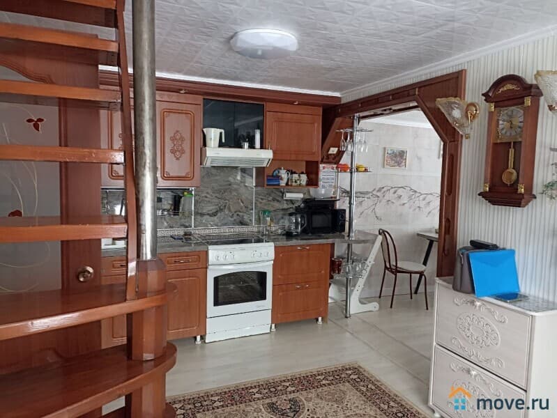 дом, 90 м²