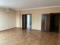 Продам четырехкомнатную квартиру, 140 м², этаж 3 из 17. Фото 2