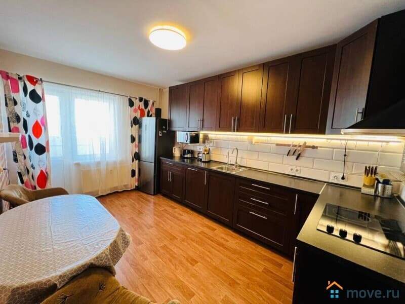 3-комн. квартира, 81 м²