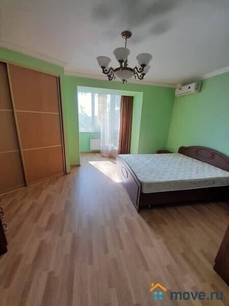 3-комн. квартира, 104 м²