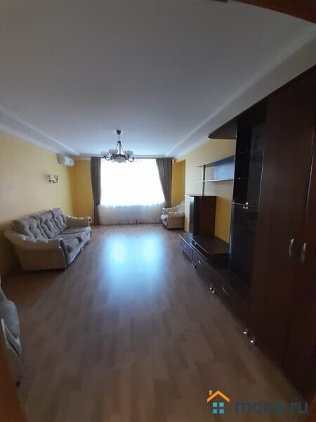 3-комн. квартира, 104 м²