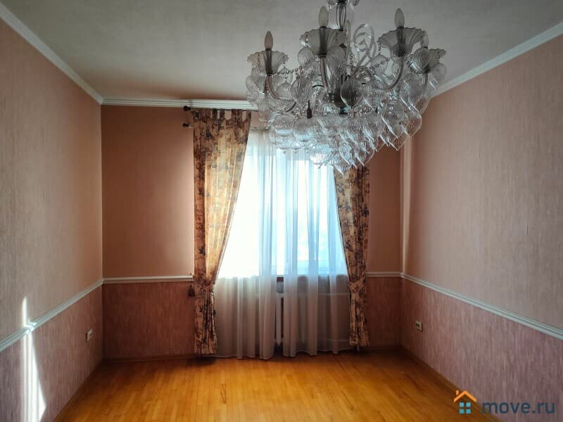 5-комн. квартира, 296 м²