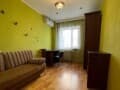 Продать трехкомнатную квартиру, 69 м², этаж 5 из 10. Фото 1