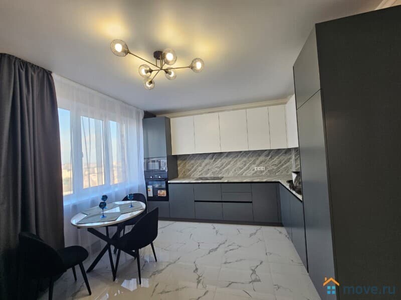 3-комн. квартира, 82 м²