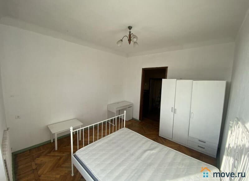 2-комн. квартира, 57.4 м²