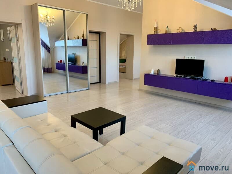 3-комн. квартира, 132 м²