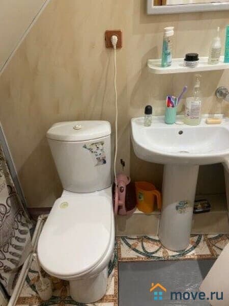 дом, 60 м²
