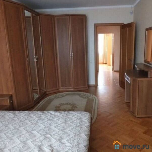3-комн. квартира, 77 м&sup2;