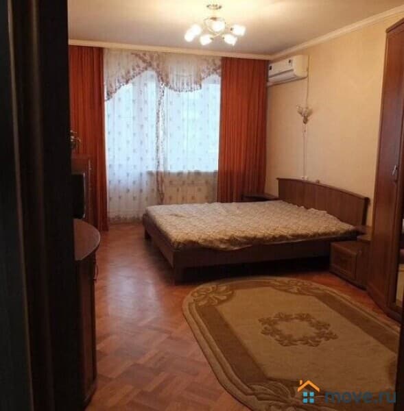 3-комн. квартира, 77 м&sup2;