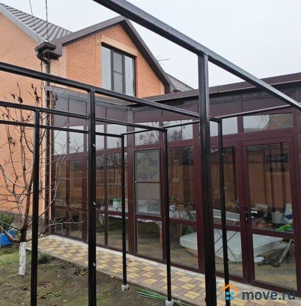 дом, 126 м&sup2;