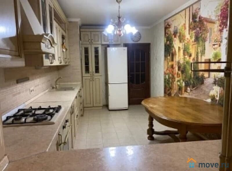 3-комн. квартира, 83 м&sup2;