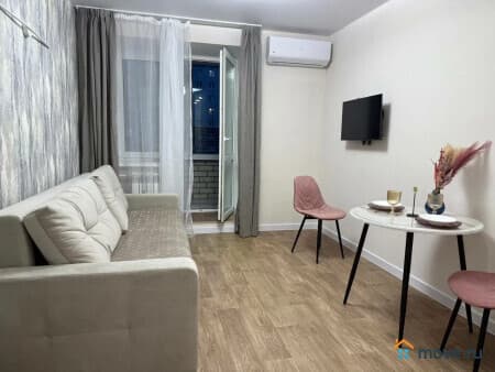 Сдаем посуточно 1-комнатную квартиру, 34 м², Вологда, улица Возрождения, 51