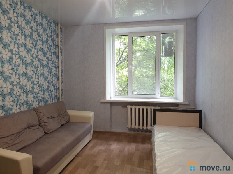 комната, 42 м²
